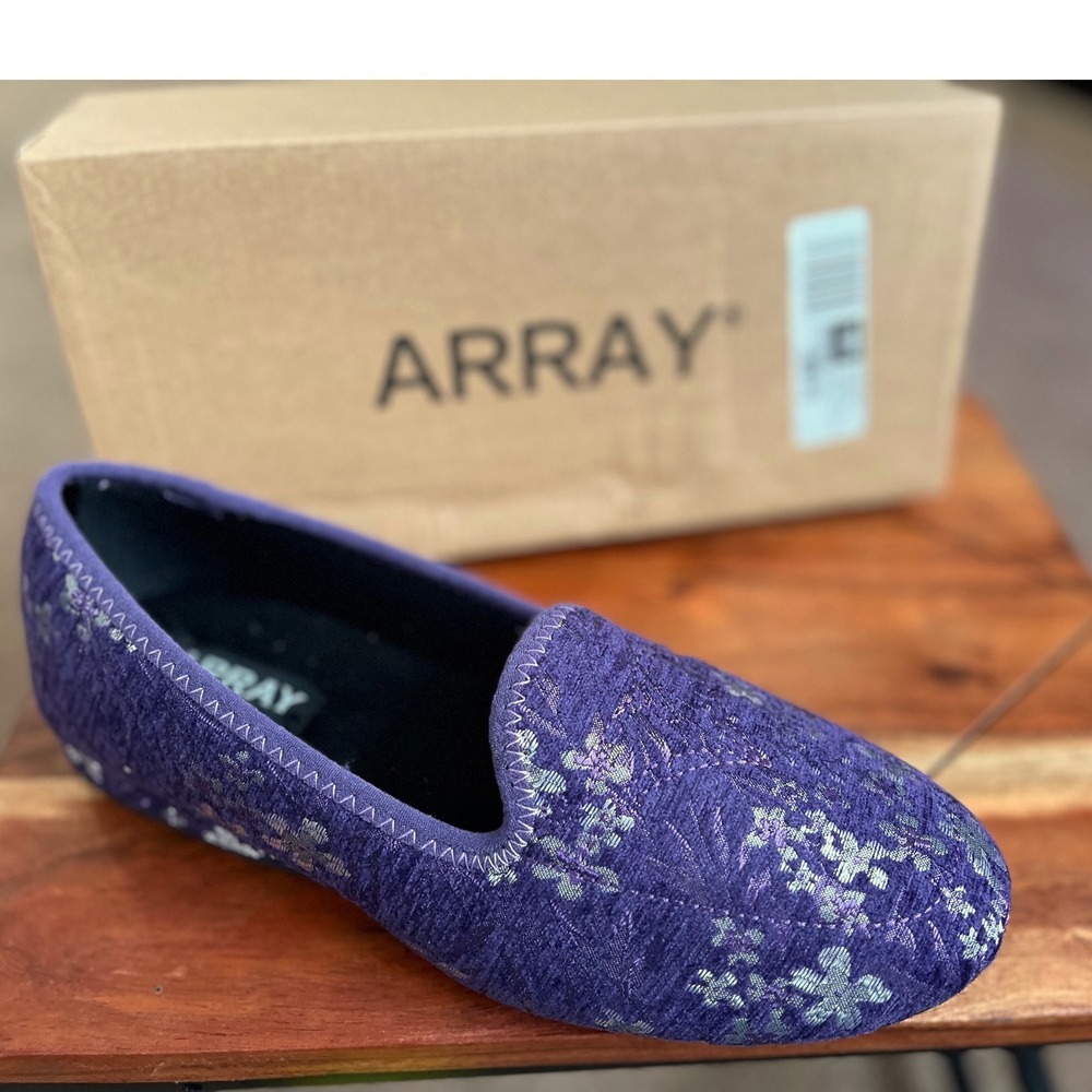 Array Mabel Dark Purple Floral Fabric Loafers Smoking Flats 8M NWB‎